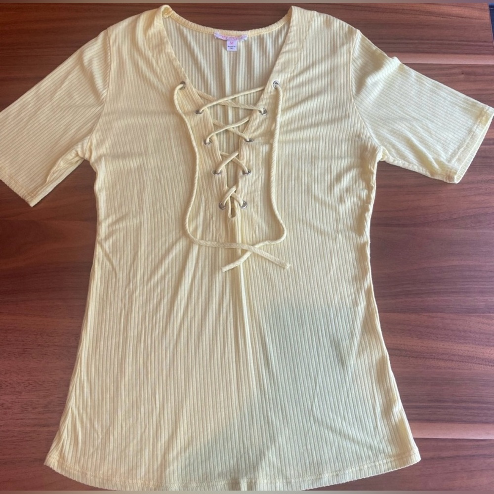 Agaci yellow ribbed Women's Top